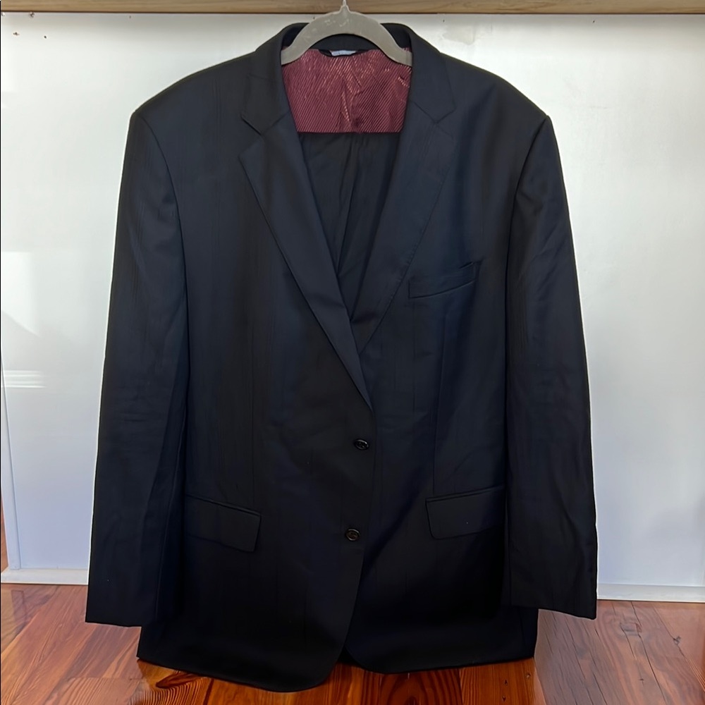 Boss suit size 48R